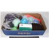 Image 1 : FLAT OF YARN/KNITTING MATERIALS