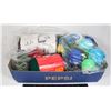 Image 1 : FLAT OF YARN/KNITTING MATERIALS