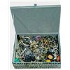 Image 1 : EARRINGS IN GLASS BOX