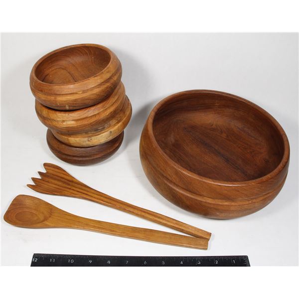 WOOD BOWL SET WITH UTENSILS