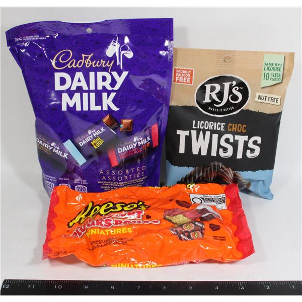 CADBURY ASSORTED / CHOC TWISTS / REESES RED VELVET