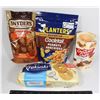 Image 1 : COOKIES / CHOC CHIPS / SNYDER'S / PLANTERS