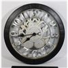 Image 1 : LARGE CLOCK