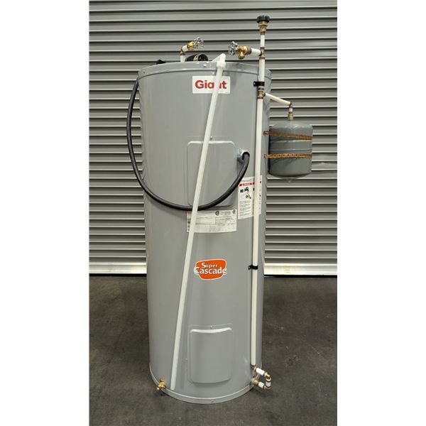 Giant 172E-3F8M 60 Gallon Electric Water Heater