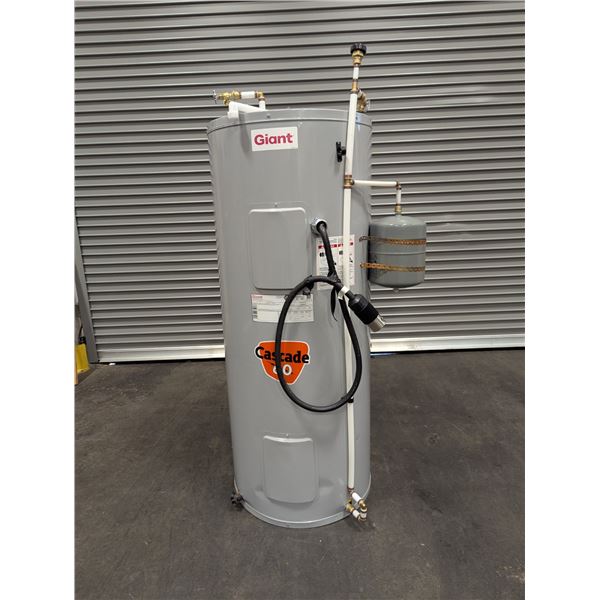 Giant 172B-3F7M 60 Gallon Electric Water Heater