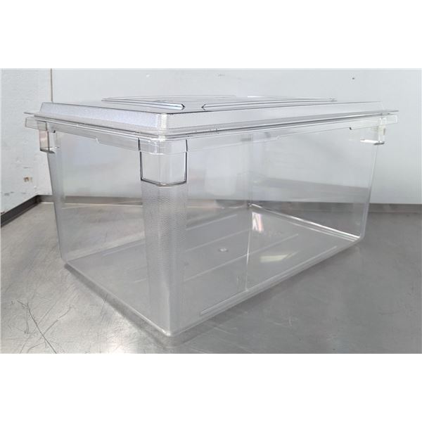 Cambro 26" x 18" x 12" Clear Food Storage With Lid