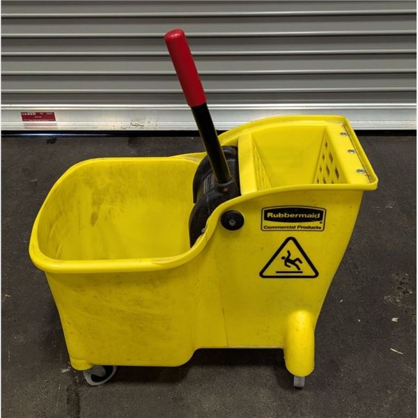 Rubbermaid Mop Bucket | Ave49/MR6-1