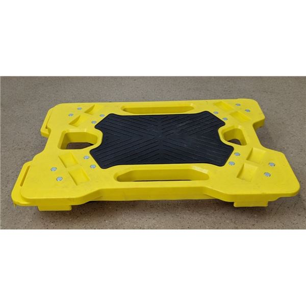 Yellow Platform Dolly | ave23/MR2-1