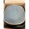 Image 2 : 10-3/8" Granite Chefs Plate Square, Dudson 4EVG266RV - Lot of 24