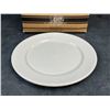 Image 1 : 9.5" Plain White Plates Classic, Dudson 3PLW250C - Lot of 24
