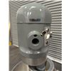 Image 6 : Hobart L800 80qt Planetary Mixer w/Beater & New Bowl
