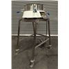 Image 1 : Russell 17240 Compact Sieve