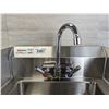 Image 3 : Hand Sink with Side Splashes, 4" Faucet, Omcan 44586