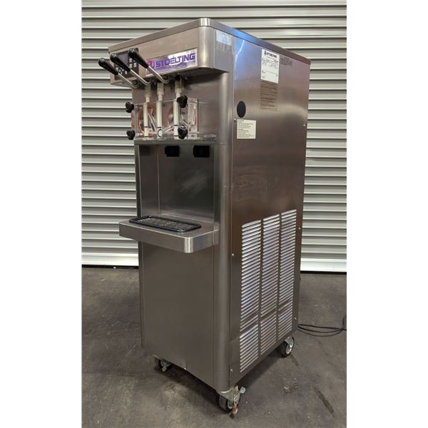 Stoelting E231-30912 Soft Serve Gravity-Fed Twin-Twist Floor Machine