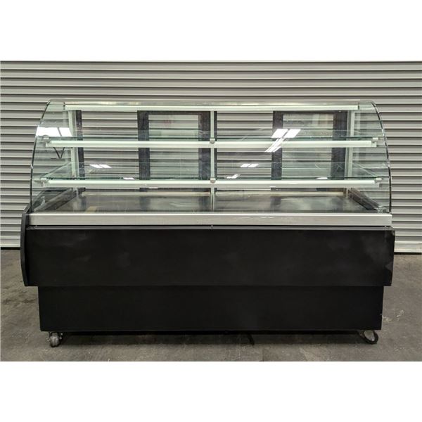 CDS 77" Refrigerated Curved Glass Display Case