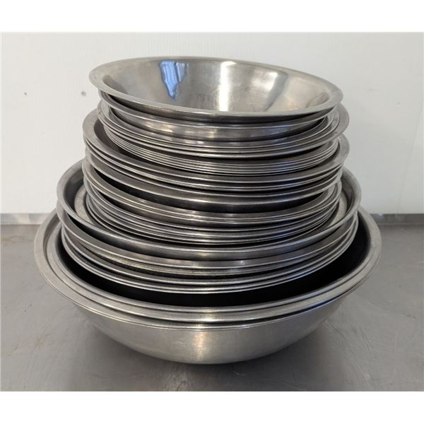 Various Sizes of Cooking Bowls - Lot of Approx. 32pcs
