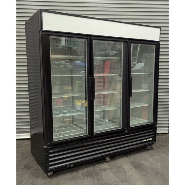 True GDM-72 78" Three Swing Door Glass Freezer | 3743/LBD
