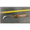 Image 2 : Antique Fixed Blade Curved Billhook Skinning Hawksbill Knife with Wooden Handle and Lanyard Ring