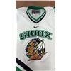 Image 5 : University of North Dakota Fighting Sioux Youth XL hockey Jersey