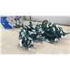 Image 3 : Sylvania Stay-Lit Platinum 2 Sets of 100 LED C6 Warm White Lights and Box