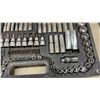Image 8 : UltraPro Socket and Wrench Set with Ratchets, Sockets, and Wrenches