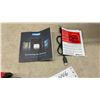 Image 5 : TYPES T402 4K Cam Dashcam with USB Cable and Manual