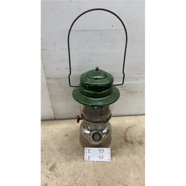 Coleman 236A Lantern with Green Vent, Generator No. 236-299