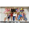 Image 1 : Barbie and Other Fashion Dolls: 20 Barbie Dolls