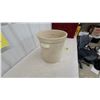 Image 3 : Imperial 5-Gallon Stoneware Crock with Lug Handles