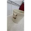 Image 4 : Medalta Potteries Ltd. 5 Imperial Gallon Stoneware Crock with Wire and Wood Bail Handles