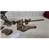 Image 6 : Antique Standard Scale and Supply Company Cast Iron 50 lb Scoop Scale with Weights, Circa 1878