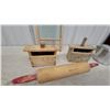 Image 3 : Pearl Canadian Woodware Glass Washboard, Wooden butter molds Rolling Pin and Coffee Percolator