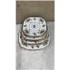 Image 3 : Royal Albert Petit Point 66-Piece China Set