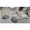 Image 5 : Vintage Kitchenware Lot: Credful Miracle Grater, Aluminum Kettle, Bromwell's Sifter, Ladle