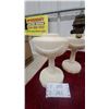 Image 8 : 4 Antique Kerosene Oil Lamps: Milk Glass and Pressed Clear Glass