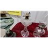 Image 7 : Set of Four Antique Glass Oil Lamps with Clear Chimneys, Green Fluted and Frosted Heart Designs