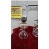 Image 2 : Set of Three Vintage Clear Pressed Glass Kerosene Finger Lamps with Handles and Glass Chimneys