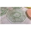Image 6 : Assorted Depression Glass: 6 Octagonal Green Plates and 2 Round Green Plates