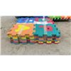 Image 4 : Children's Foam Interlocking Floor Mats and Blue Rubber Rings