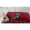 Image 7 : Yashica Minimatic-C Rangefinder, Yashica-Mat TLR, Canon Canonet Cameras and More, 1960s-1970s