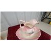 Image 5 : Vintage Ceramic pitcher and Basin Wash Set with Pink Floral Rose Motif and Ruffled Edge
