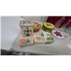 Image 3 : Vintage Collectible Tins Including Carol Ring, Old English Inn, Poinsettia and More With Glass Bott