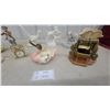 Image 6 : Decorative Porcelain Figurines, Mantel Clocks, Easter Bunny, Trinket Dish