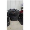Image 5 : American Tourister and Swiss Gear Black Soft-Sided Luggage and Laptop Bags