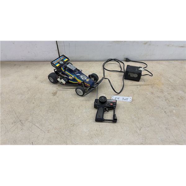 Vintage Lobo II RC Buggy with Remote and Charger