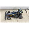 Image 7 : Vintage Lobo II RC Buggy with Remote and Charger