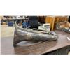 Image 12 : Vintage Tuna in Trunk with Brass Hardware