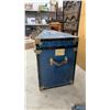 Image 2 : Vintage Tuna in Trunk with Brass Hardware