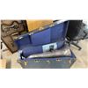 Image 5 : Vintage Tuna in Trunk with Brass Hardware
