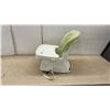 Image 2 : The First Years Green and White Baby Booster Seat with Tray and Straps